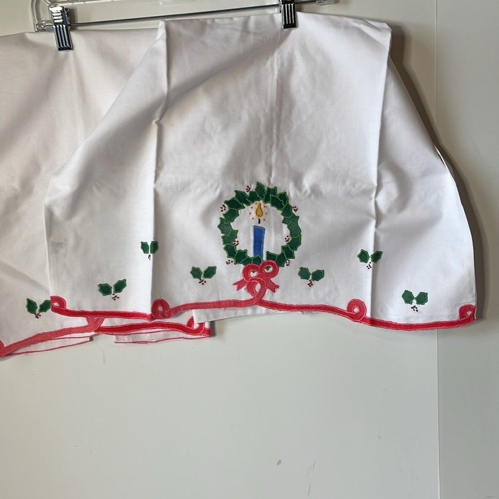 Lillian Vernon 2 PC Vintage Pillow cases NWT Christmas - Picture 4 of 7